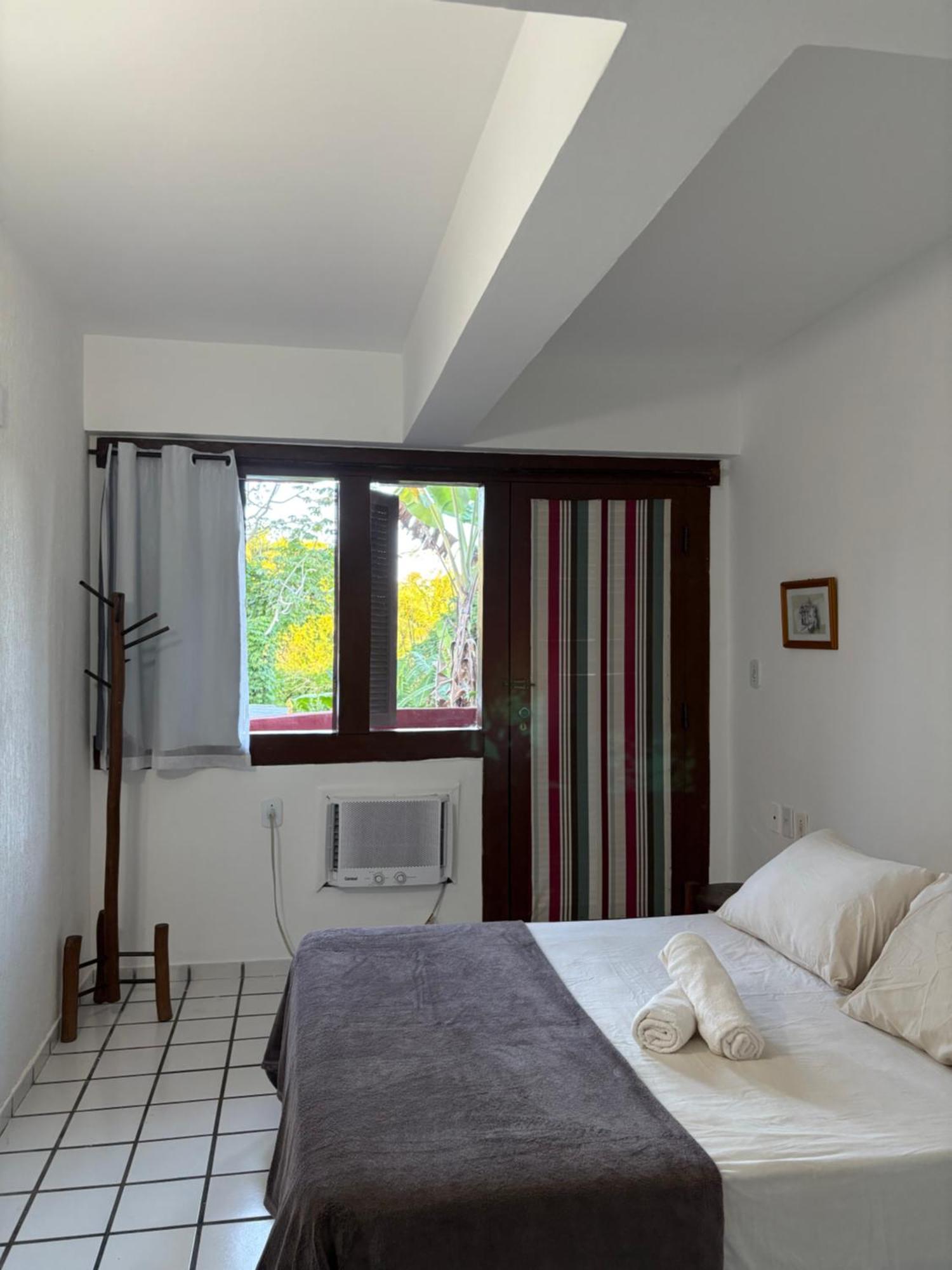 Novos Baianos Hostel E Pousada Порту-Сегуру Экстерьер фото